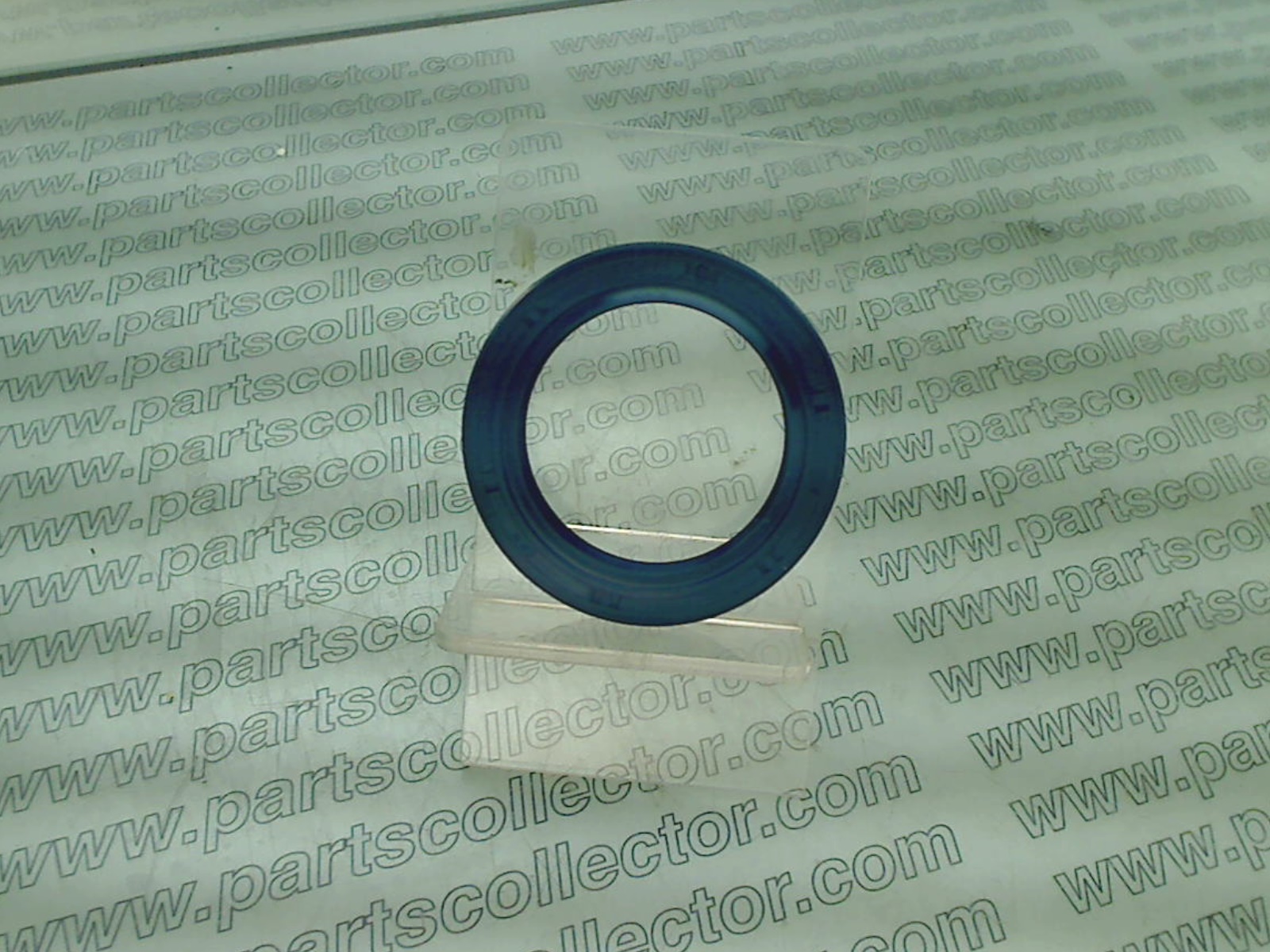 DISTRIBUTOR OIL SEAL